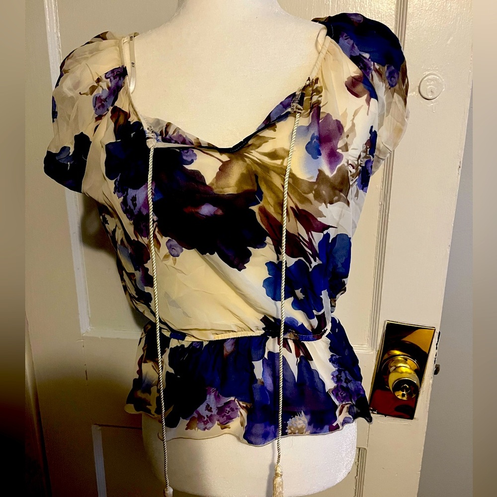 Floral top